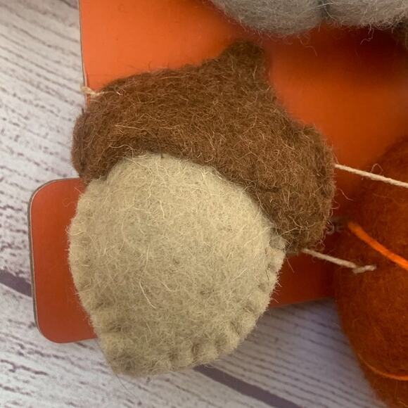 Fall Felt Pumpkin Acorn Garland on Twine String Hanging Loops 6ft Thanksgiving - Picture 12 of 14